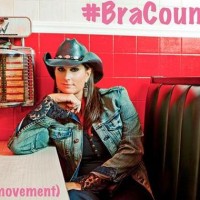 terri-clark-bra-country