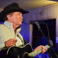 george-strait-gruene-hall-2 george-strait-gruene-hall-2