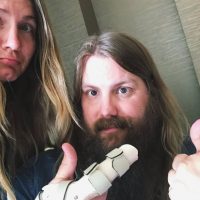 chris-stapleton-finger