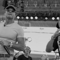 tim-mcgraw-way-down-1