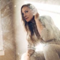 nora-jane-struthers