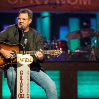 vince-gill-grand-ole-opry