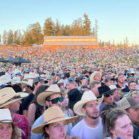 jamey-johnson-crowd-under-the-big-sky-fest-top