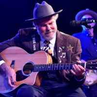 robert-earl-keen-top