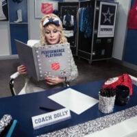 Dolly-Parton-Thanksgiving-Dallas-Cowboys