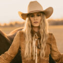 lainey-wilson