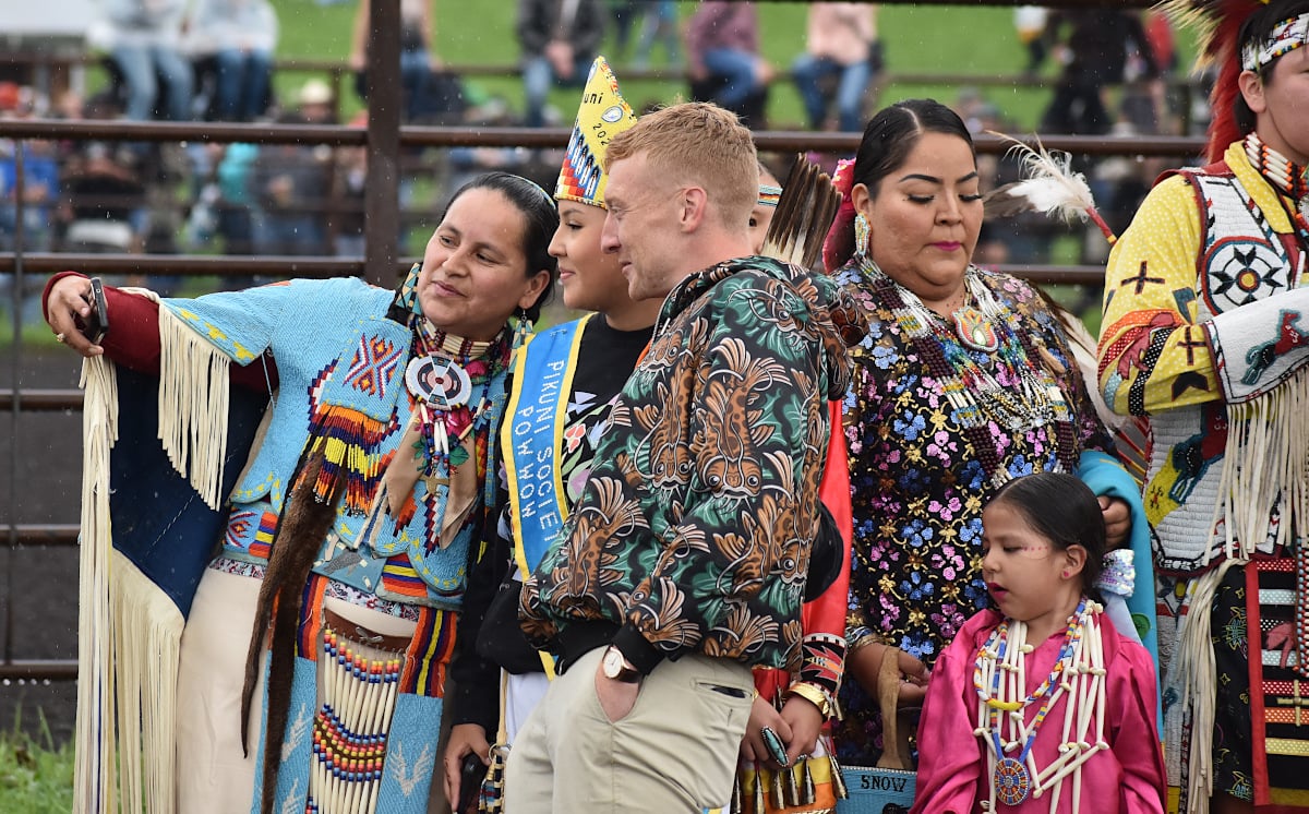 This Is Why Tyler Childers Played a Benefit for the Blackfeet Tribe ...