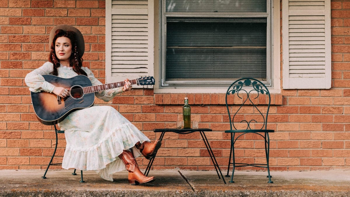 Album Review – Eliza Thorn's “Somebody New” - Saving Country Music