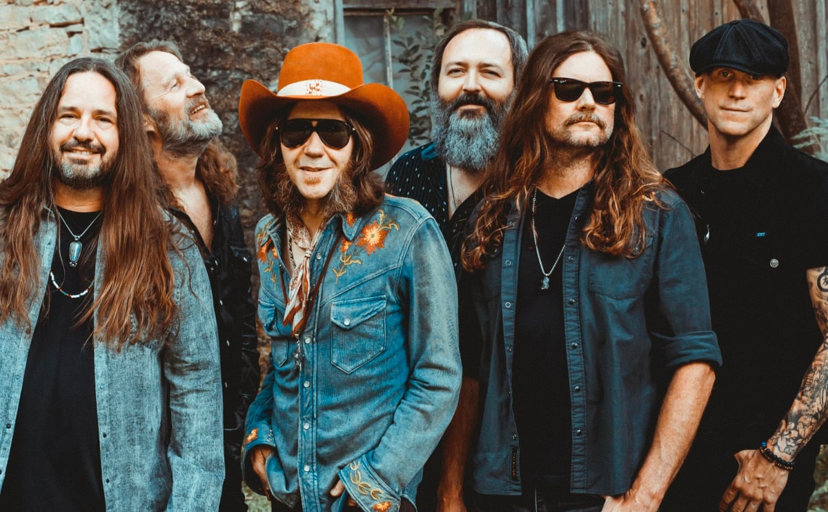 Blackberry Smoke Announces 2025 Rattle, Ramble and Roll Tour - Saving ...