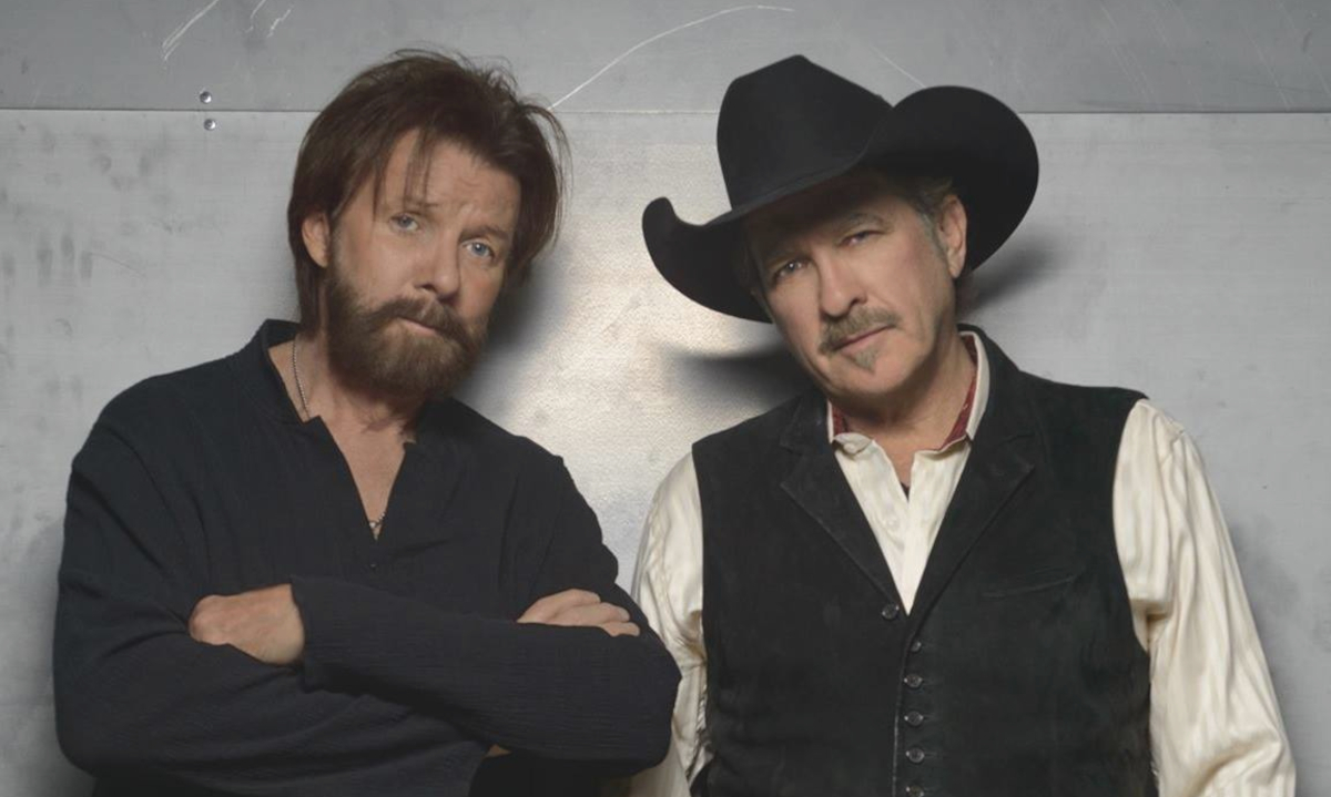 Health Concerns Raised for Ronnie Dunn After Recent Show - Saving Country  Music