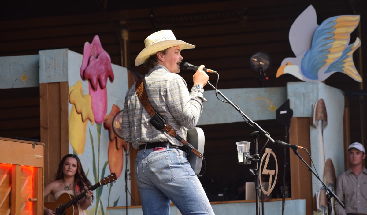 Zach Top Brings Resurgent Traditional Country to Telluride - Saving ...