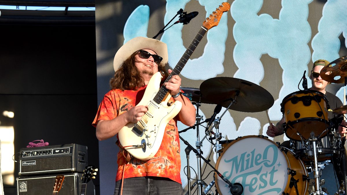 Johnny Mullenax Makes Huge Impression at Mile 0 Fest - Saving