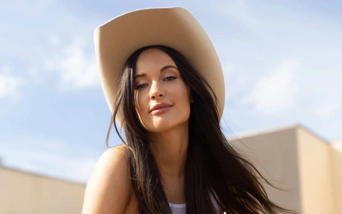 Album Review – Kacey Musgraves – “Middle of Nowhere”