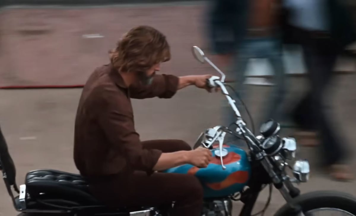 50 Years Ago: Kris Kristofferson Famously Rides Motorcycle On Stage 50 Years Ago: Kris Kristofferson Famously Rides Motorcycle On Stage