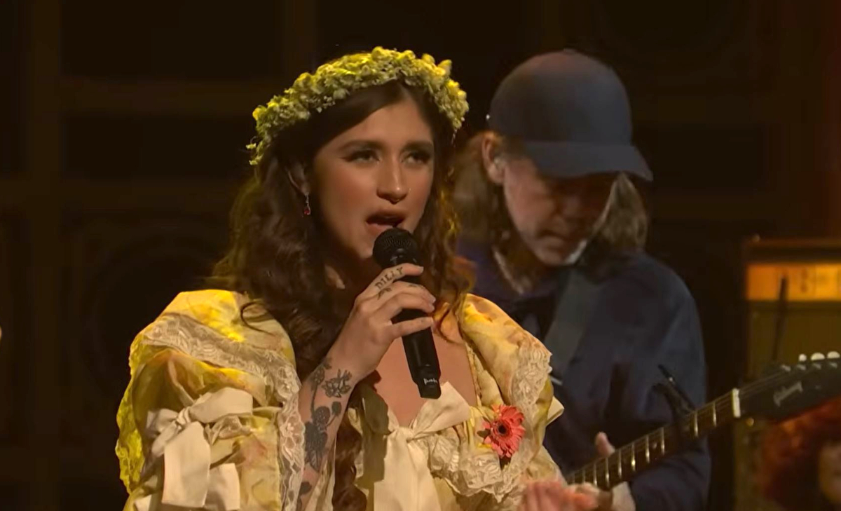 Sierra Ferrell Gets Big Opportunity on ‘Saturday Night Live’