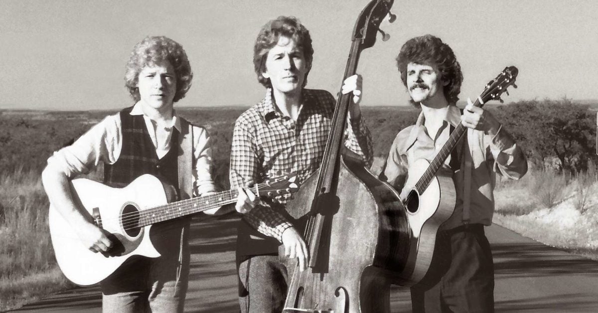 UNCLE WALT’S BAND 30 Years Ago: Uncle Walt's Band Founder Dies in ValuJet Plane